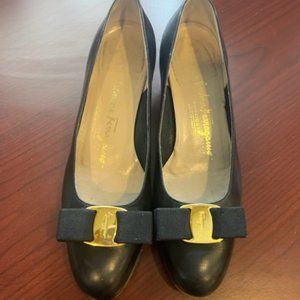 Salvatore Ferragamo Womens Shoes